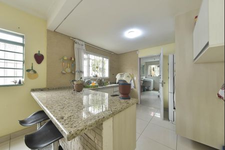 Casa à venda com 200m², 3 quartos e 2 vagas Casa à venda com 200m², 3 quartos e 2 vagasCozinha