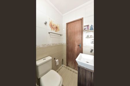 Casa à venda com 200m², 3 quartos e 2 vagas Casa à venda com 200m², 3 quartos e 2 vagasBanheiro da Suíte