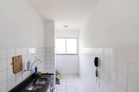 Apartamento para alugar com 51m², 2 quartos e 1 vaga Apartamento para alugar com 51m², 2 quartos e 1 vagaCozinha e Área de Serviço