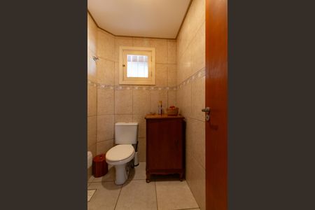 Casa à venda com 275m², 4 quartos e 8 vagas Casa à venda com 275m², 4 quartos e 8 vagasLavabo