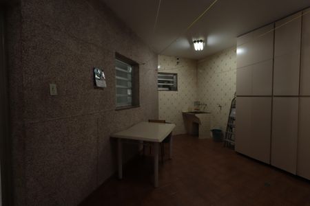 Casa à venda com 220m², 3 quartos e 4 vagasÁrea de Serviço