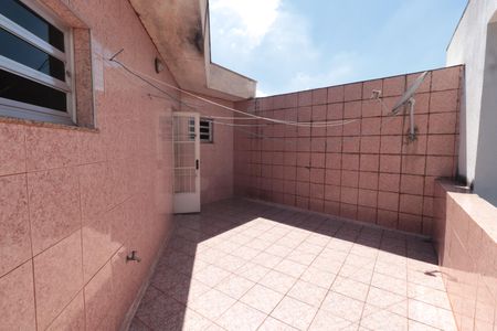 Casa à venda com 220m², 3 quartos e 4 vagasQuintal