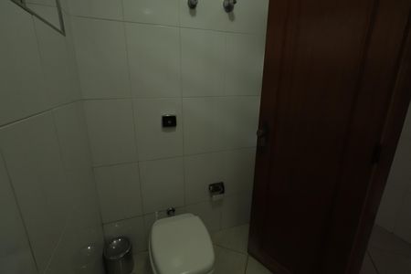 Casa à venda com 220m², 3 quartos e 4 vagasLavabo