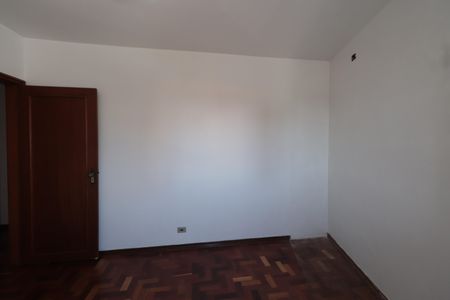 Casa à venda com 220m², 3 quartos e 4 vagasQuarto 2