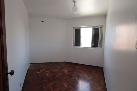 Casa à venda com 220m², 3 quartos e 4 vagasQuarto 2