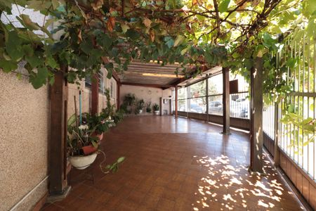 Casa à venda com 220m², 3 quartos e 4 vagasGaragem