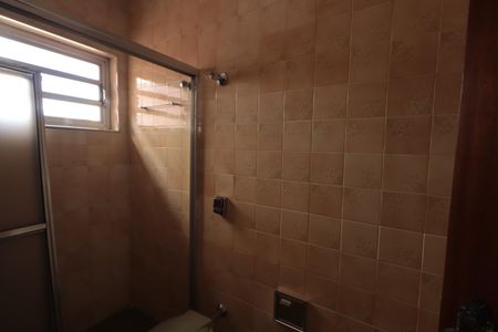 Casa à venda com 220m², 3 quartos e 4 vagasBanheiro