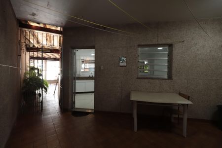 Casa à venda com 220m², 3 quartos e 4 vagasÁrea de Serviço