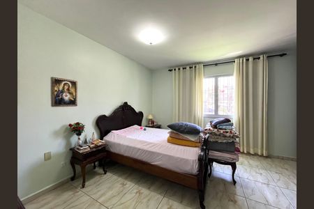 Casa para alugar com 137m², 4 quartos e 2 vagas Casa para alugar com 137m², 4 quartos e 2 vagasQuarto 1