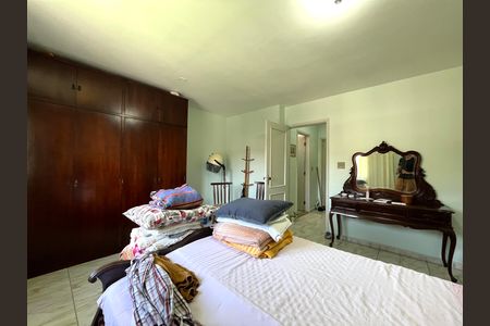 Casa para alugar com 137m², 4 quartos e 2 vagas Casa para alugar com 137m², 4 quartos e 2 vagasQuarto 1