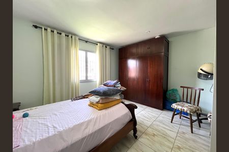 Casa para alugar com 137m², 4 quartos e 2 vagas Casa para alugar com 137m², 4 quartos e 2 vagasQuarto 1