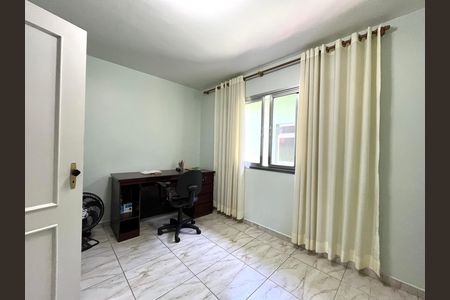 Casa para alugar com 137m², 4 quartos e 2 vagas Casa para alugar com 137m², 4 quartos e 2 vagasQuarto 2