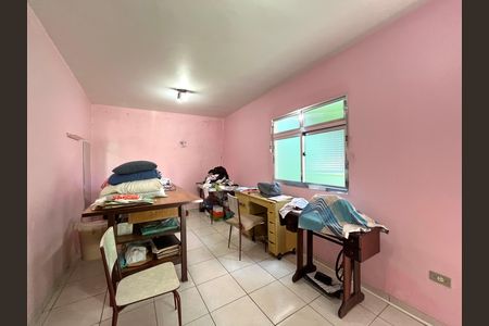 Casa para alugar com 137m², 4 quartos e 2 vagas Casa para alugar com 137m², 4 quartos e 2 vagasEdícula