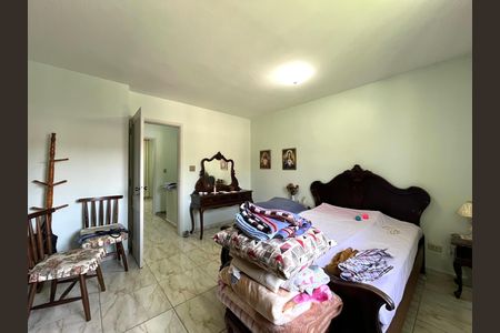 Casa para alugar com 137m², 4 quartos e 2 vagas Casa para alugar com 137m², 4 quartos e 2 vagasQuarto 1