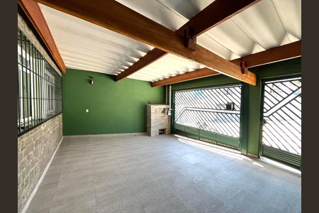 Casa para alugar com 137m², 4 quartos e 2 vagas Casa para alugar com 137m², 4 quartos e 2 vagasGaragem