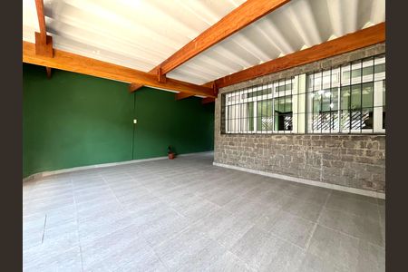 Casa para alugar com 137m², 4 quartos e 2 vagas Casa para alugar com 137m², 4 quartos e 2 vagasGaragem