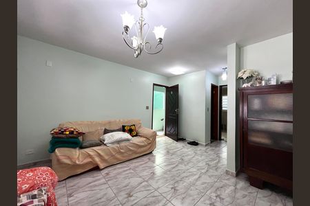 Casa para alugar com 137m², 4 quartos e 2 vagas Casa para alugar com 137m², 4 quartos e 2 vagasSala