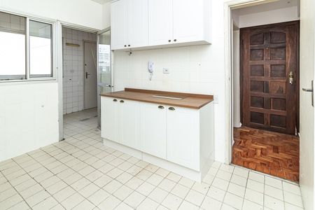 Apartamento para alugar com 120m², 3 quartos e 1 vaga Apartamento para alugar com 120m², 3 quartos e 1 vagaCozinha