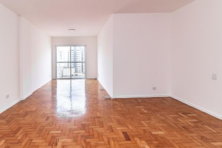 Apartamento para alugar com 120m², 3 quartos e 1 vaga Apartamento para alugar com 120m², 3 quartos e 1 vagaSala