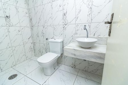 Apartamento para alugar com 120m², 3 quartos e 1 vaga Apartamento para alugar com 120m², 3 quartos e 1 vagaBanheiro da Suíte