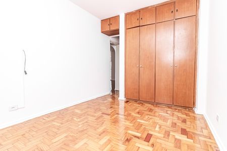 Apartamento para alugar com 120m², 3 quartos e 1 vaga Apartamento para alugar com 120m², 3 quartos e 1 vagaSuíte