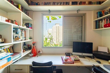 Apartamento à venda com 93m², 3 quartos e 2 vagasQuarto 1