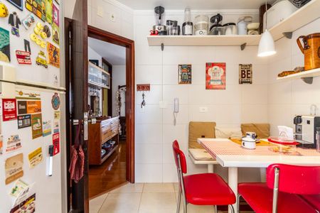 Apartamento à venda com 93m², 3 quartos e 2 vagasCozinha