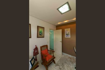 Casa à venda com 280m², 3 quartos e 2 vagas Casa à venda com 280m², 3 quartos e 2 vagasEscritório