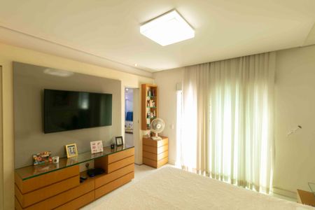 Casa à venda com 280m², 3 quartos e 2 vagas Casa à venda com 280m², 3 quartos e 2 vagasSuite