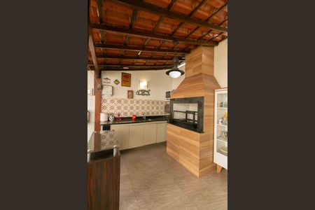 Casa à venda com 280m², 3 quartos e 2 vagas Casa à venda com 280m², 3 quartos e 2 vagasVaranda gourmet