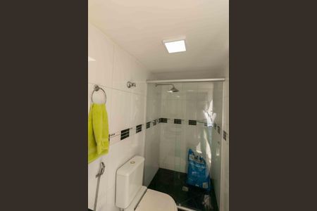 Casa à venda com 280m², 3 quartos e 2 vagas Casa à venda com 280m², 3 quartos e 2 vagasBanheiro Externo