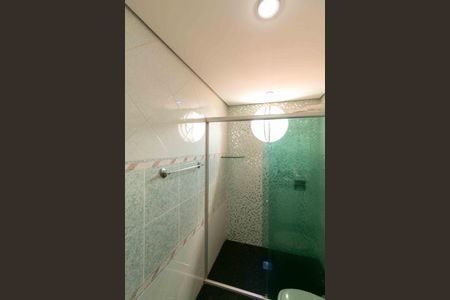 Casa à venda com 280m², 3 quartos e 2 vagas Casa à venda com 280m², 3 quartos e 2 vagasBanheiro Social