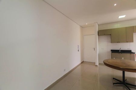 Sala de apartamento à venda com 2 quartos, 93m² em Vila Tolstoi, São Paulo