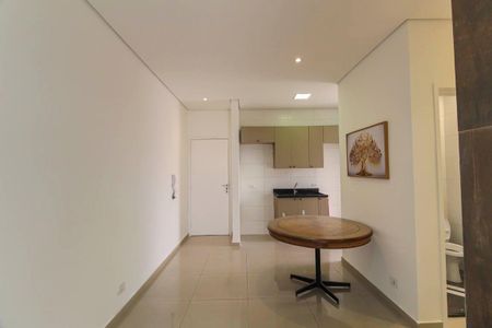 Sala de apartamento à venda com 2 quartos, 93m² em Vila Tolstoi, São Paulo