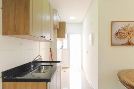 Apartamento à venda com 93m², 2 quartos e 2 vagas Apartamento à venda com 93m², 2 quartos e 2 vagasCozinha