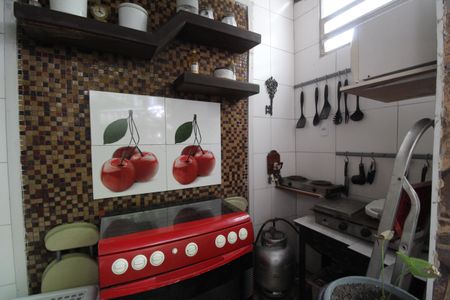 Casa de condomínio à venda com 307m², 3 quartos e 2 vagasÁrea de serviço - Cozinha