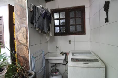 Casa de condomínio à venda com 307m², 3 quartos e 2 vagasÁrea de serviço