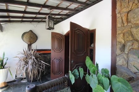 Casa de condomínio à venda com 307m², 3 quartos e 2 vagasSuíte - Varanda