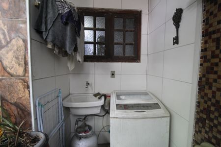 Casa de condomínio à venda com 307m², 3 quartos e 2 vagasÁrea de serviço