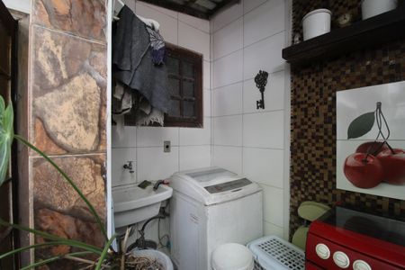 Casa de condomínio à venda com 307m², 3 quartos e 2 vagasÁrea de serviço