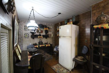 Casa de condomínio à venda com 307m², 3 quartos e 2 vagasCozinha