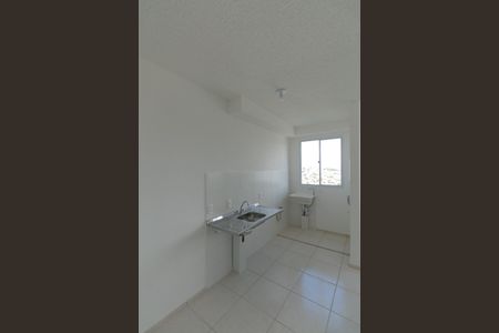 Apartamento para alugar com 43m², 2 quartos e 1 vaga Apartamento para alugar com 43m², 2 quartos e 1 vagaCozinha e Área de Serviço