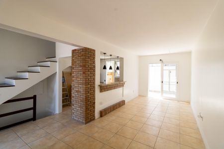 Casa de condomínio para alugar com 140m², 3 quartos e 2 vagas Casa de condomínio para alugar com 140m², 3 quartos e 2 vagasSala