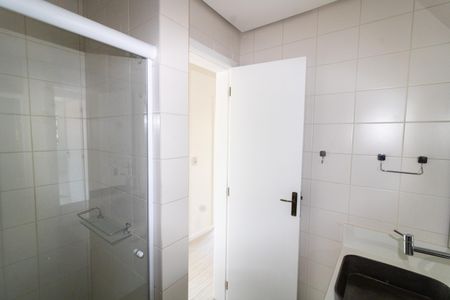 Casa de condomínio para alugar com 140m², 3 quartos e 2 vagas Casa de condomínio para alugar com 140m², 3 quartos e 2 vagasBanheiro