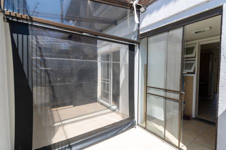 Casa de condomínio para alugar com 140m², 3 quartos e 2 vagas Casa de condomínio para alugar com 140m², 3 quartos e 2 vagasQuintal