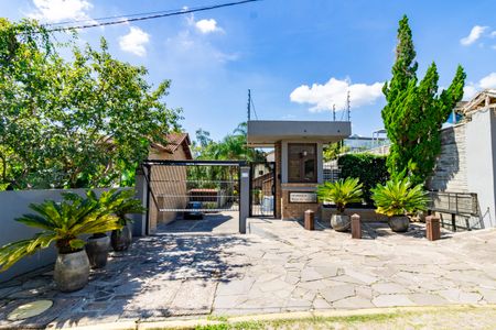 Casa de condomínio para alugar com 140m², 3 quartos e 2 vagas Casa de condomínio para alugar com 140m², 3 quartos e 2 vagasFachada