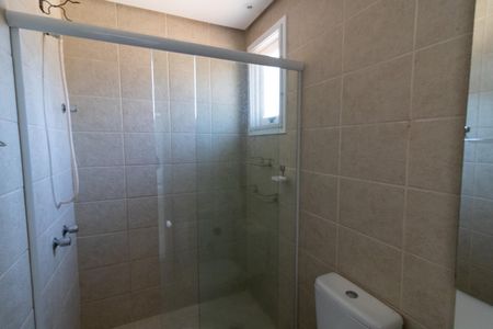 Casa de condomínio para alugar com 140m², 3 quartos e 2 vagas Casa de condomínio para alugar com 140m², 3 quartos e 2 vagasBanheiro da Suíte