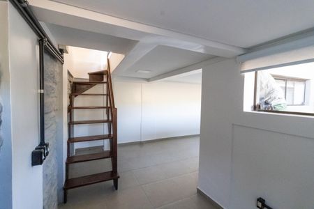Casa de condomínio para alugar com 140m², 3 quartos e 2 vagas Casa de condomínio para alugar com 140m², 3 quartos e 2 vagasEscritório