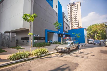 Apartamento à venda com 37m², 1 quarto e 1 vaga Apartamento à venda com 37m², 1 quarto e 1 vagaFachada