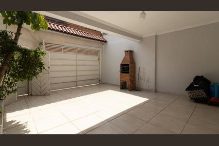 Casa para alugar com 160m², 3 quartos e 2 vagas Casa para alugar com 160m², 3 quartos e 2 vagasGaragem